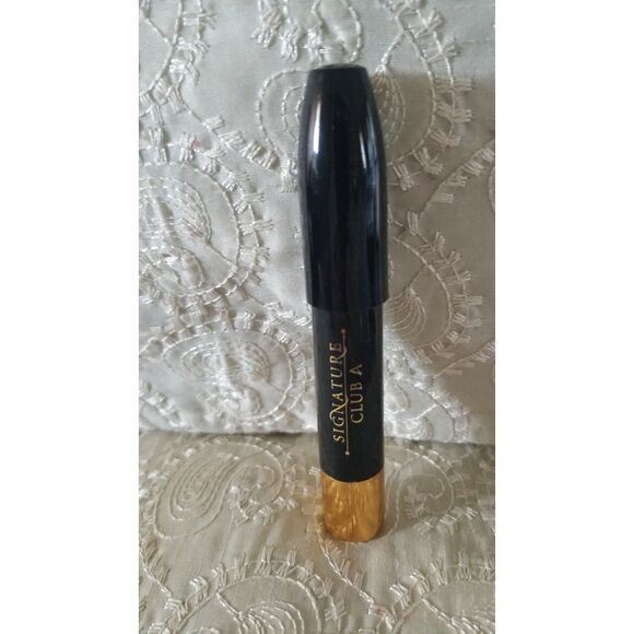 Signature Club A Quick Glamour EyeshadowPencil - Picture 3 of 3